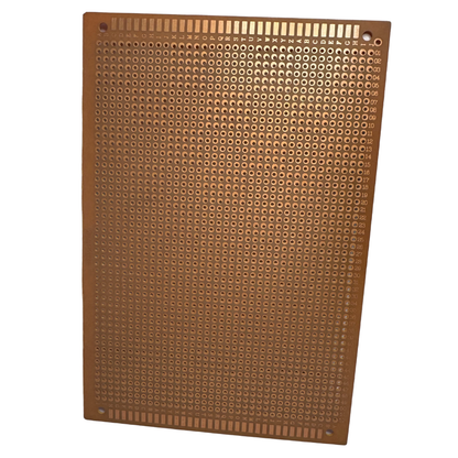 Baquelita PCB Pre-Perforada 7×9 cm – Económica para Proyectos Electrónicos